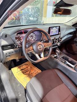 نیسان سێنترا